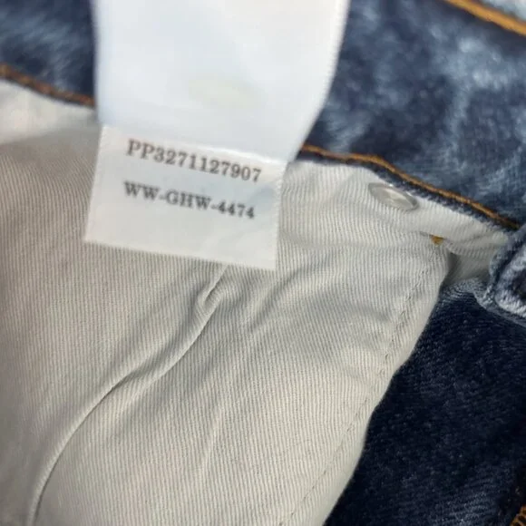 Everlane High Rise Straight Jeans in Classic Blue - Picture 6 of 6